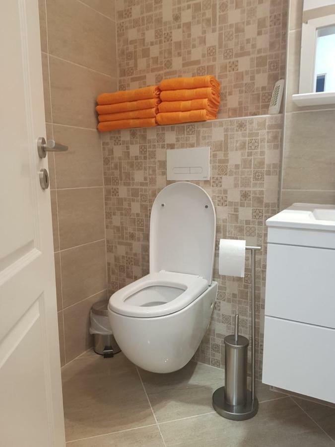 Apartament Monadin 3 Brasov Exterior photo
